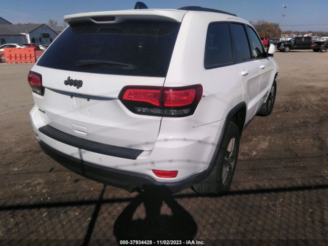 Photo 3 VIN: 1C4RJFAG2GC480604 - JEEP GRAND CHEROKEE 