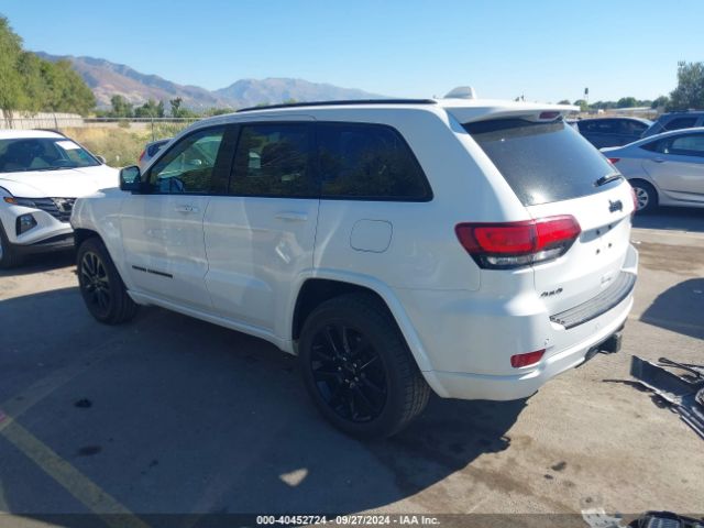 Photo 2 VIN: 1C4RJFAG2HC794514 - JEEP GRAND CHEROKEE 