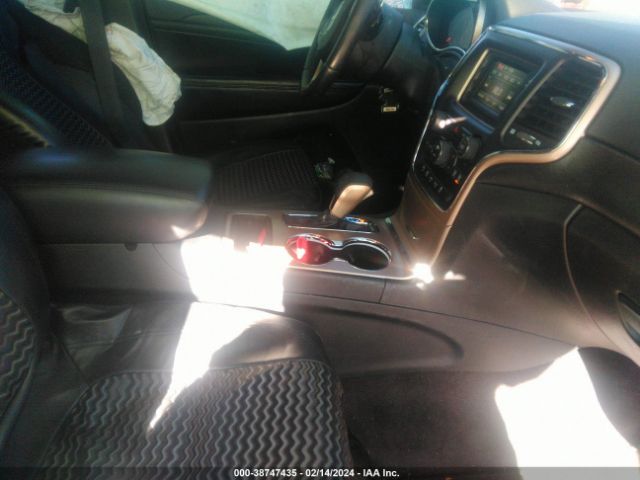 Photo 4 VIN: 1C4RJFAG2HC811229 - JEEP GRAND CHEROKEE 