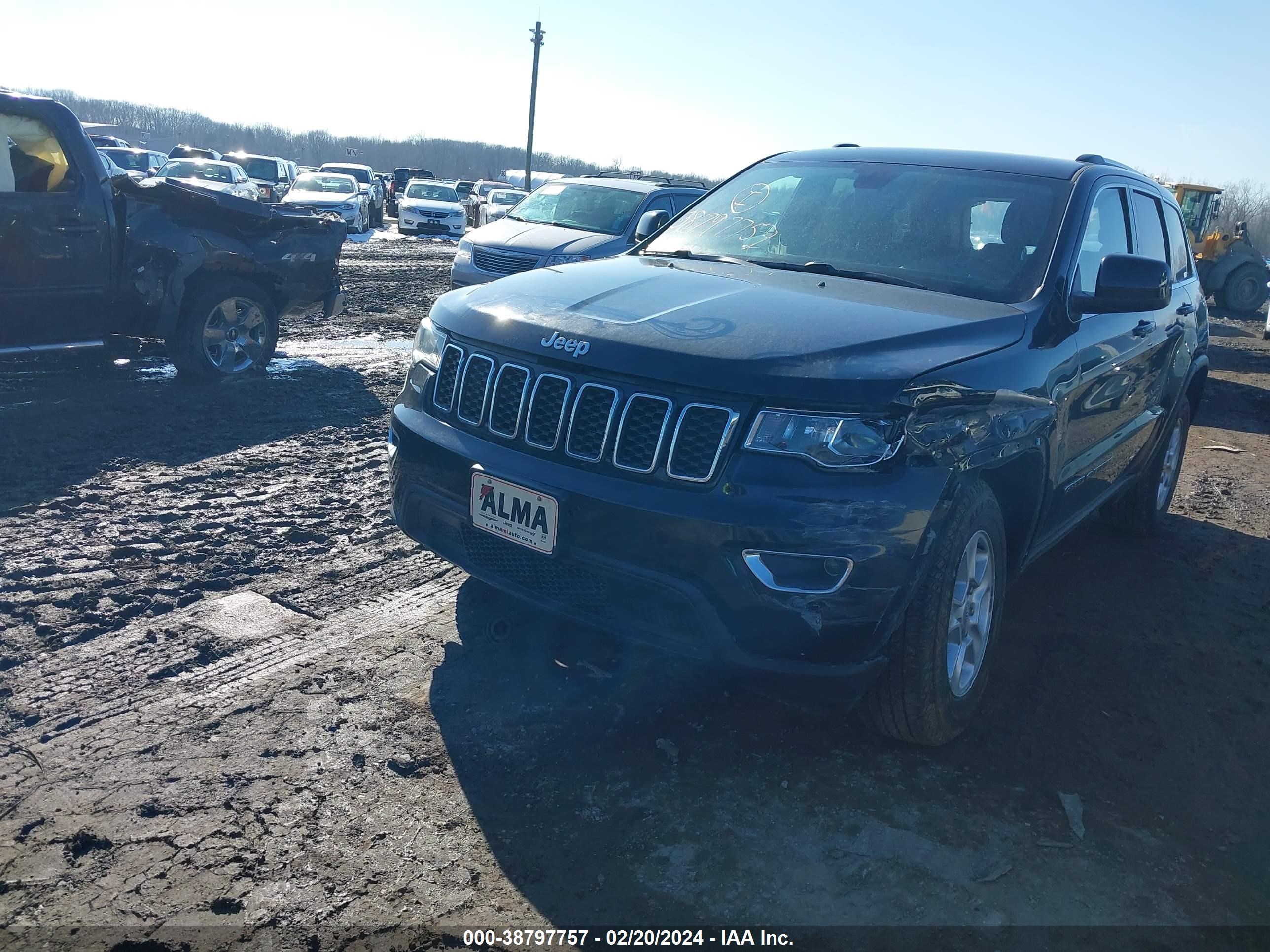 Photo 4 VIN: 1C4RJFAG2HC843775 - JEEP GRAND CHEROKEE 