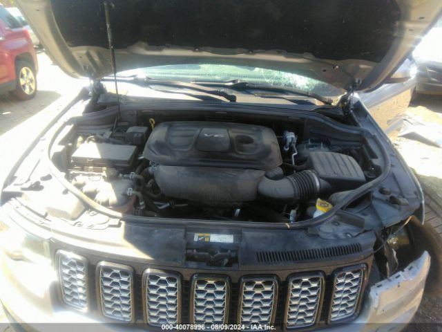 Photo 9 VIN: 1C4RJFAG2HC958599 - JEEP GRAND CHEROKEE 