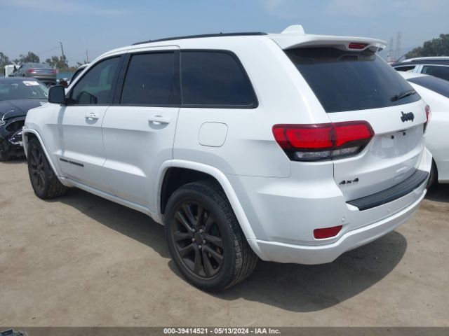 Photo 2 VIN: 1C4RJFAG2JC122796 - JEEP GRAND CHEROKEE 