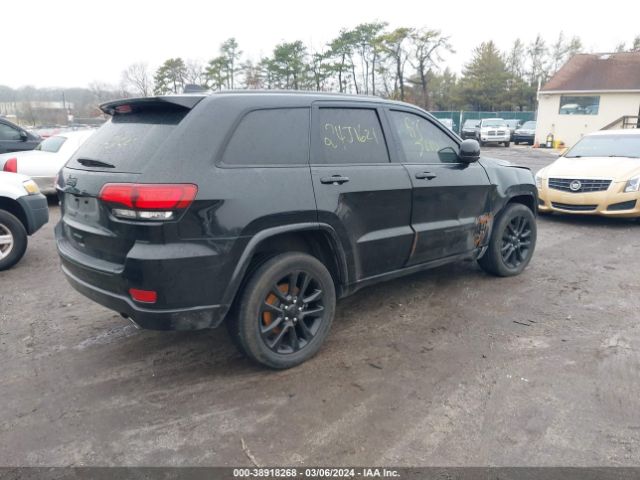 Photo 3 VIN: 1C4RJFAG2JC148069 - JEEP GRAND CHEROKEE 