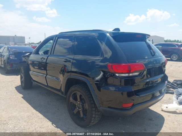 Photo 2 VIN: 1C4RJFAG2JC370501 - JEEP GRAND CHEROKEE 