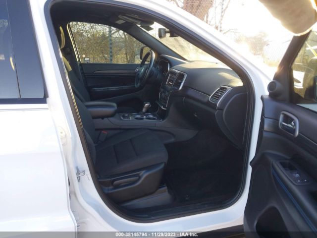 Photo 4 VIN: 1C4RJFAG2KC546738 - JEEP GRAND CHEROKEE 