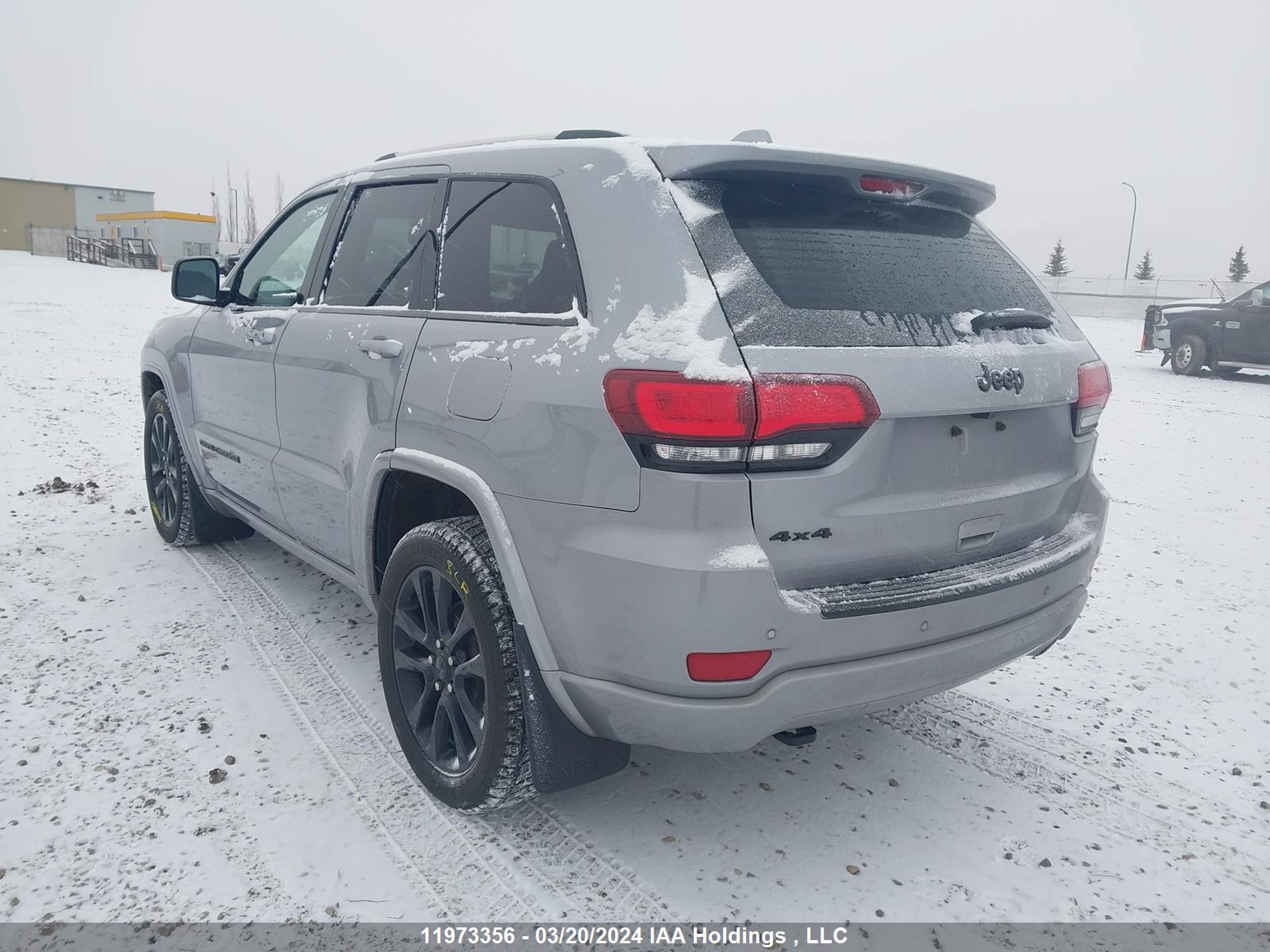 Photo 2 VIN: 1C4RJFAG2KC762623 - JEEP GRAND CHEROKEE 