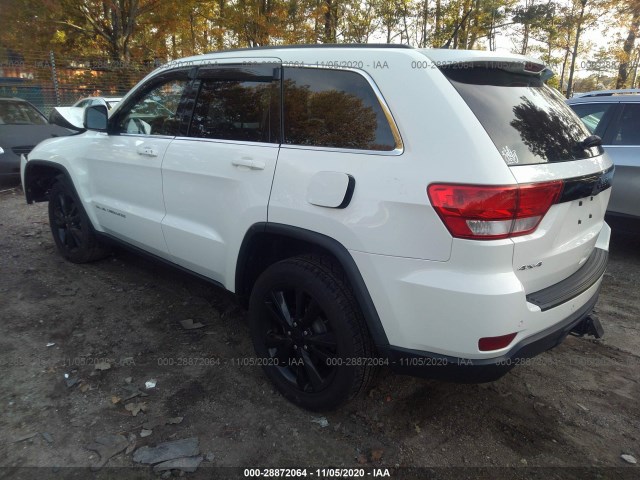 Photo 2 VIN: 1C4RJFAG3CC327174 - JEEP GRAND CHEROKEE 