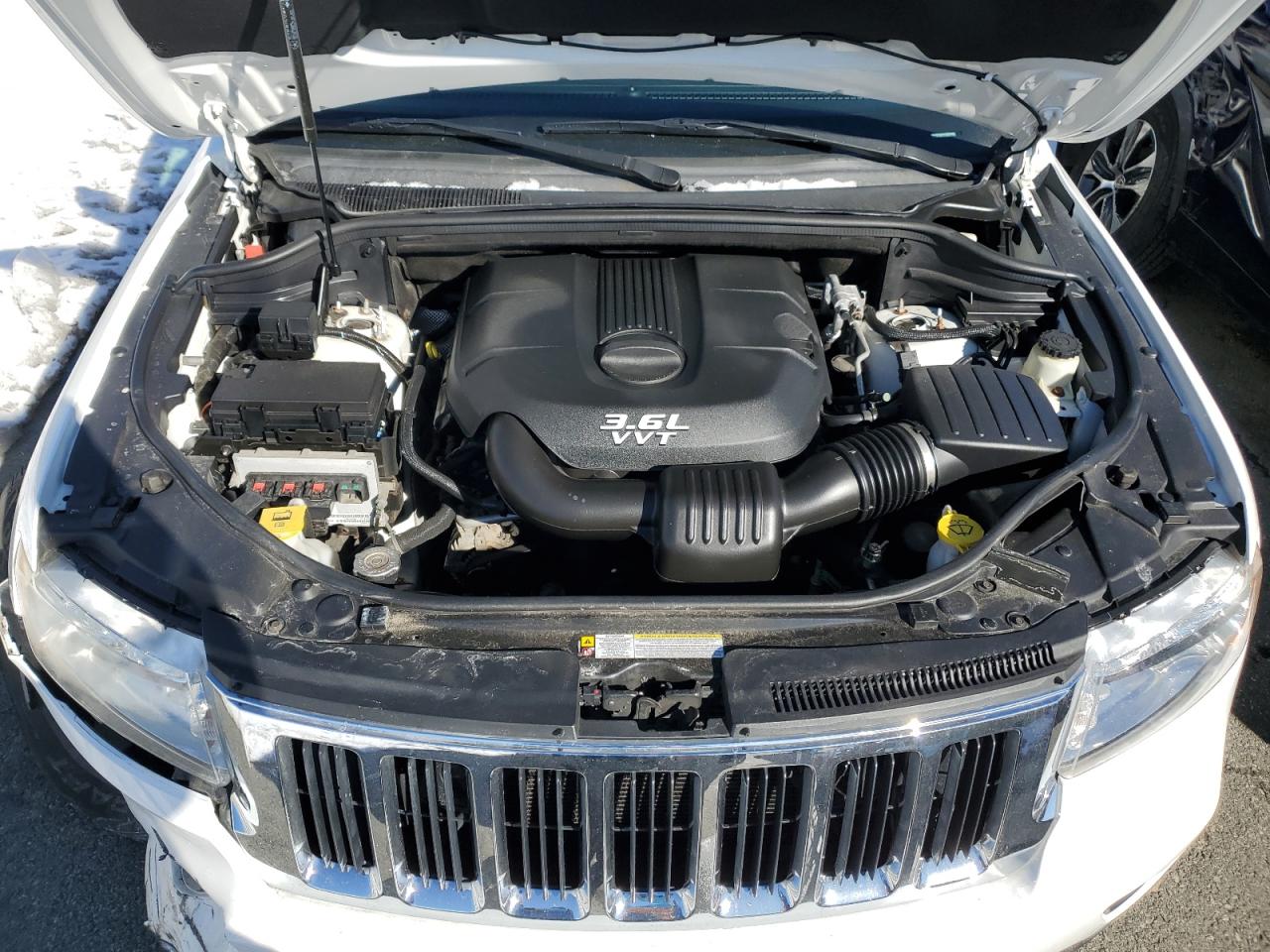 Photo 10 VIN: 1C4RJFAG3DC518675 - JEEP GRAND CHEROKEE 