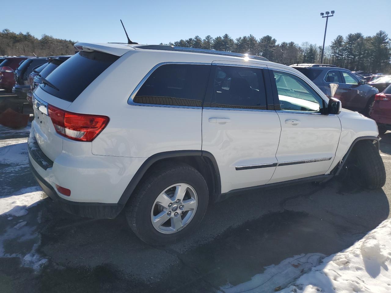 Photo 2 VIN: 1C4RJFAG3DC518675 - JEEP GRAND CHEROKEE 