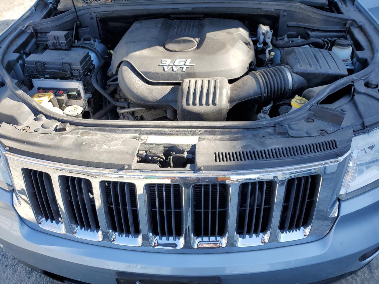 Photo 11 VIN: 1C4RJFAG3DC595031 - JEEP GRAND CHEROKEE 