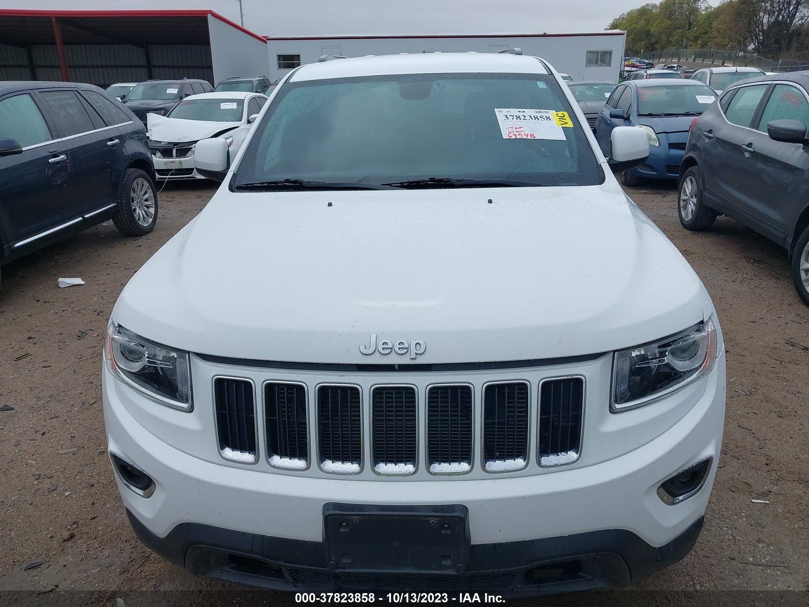 Photo 11 VIN: 1C4RJFAG3FC796396 - JEEP GRAND CHEROKEE 