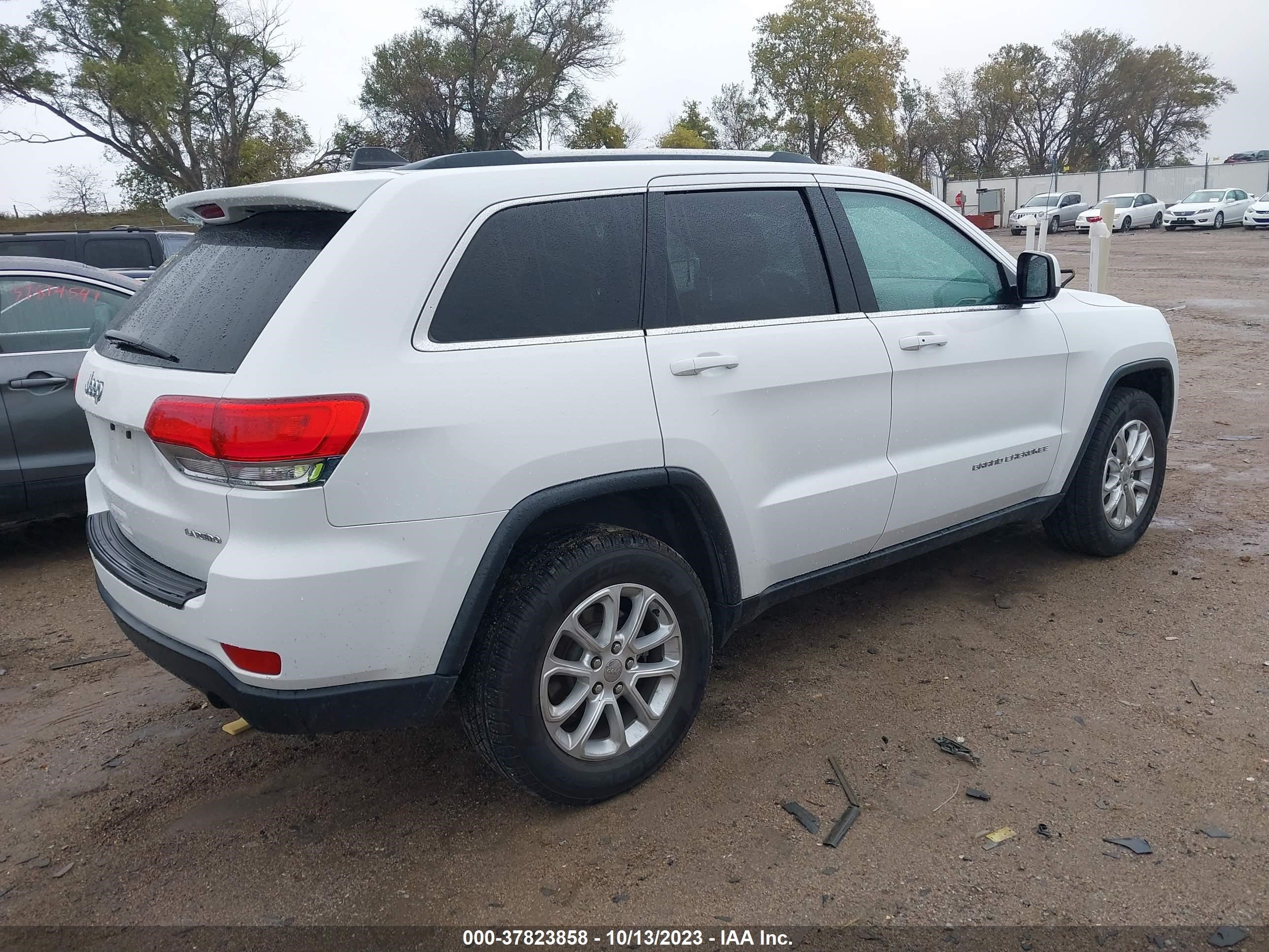 Photo 3 VIN: 1C4RJFAG3FC796396 - JEEP GRAND CHEROKEE 