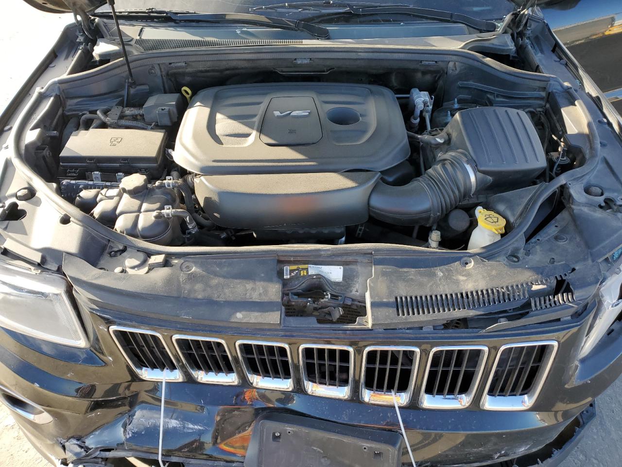 Photo 11 VIN: 1C4RJFAG3GC364778 - JEEP GRAND CHEROKEE 