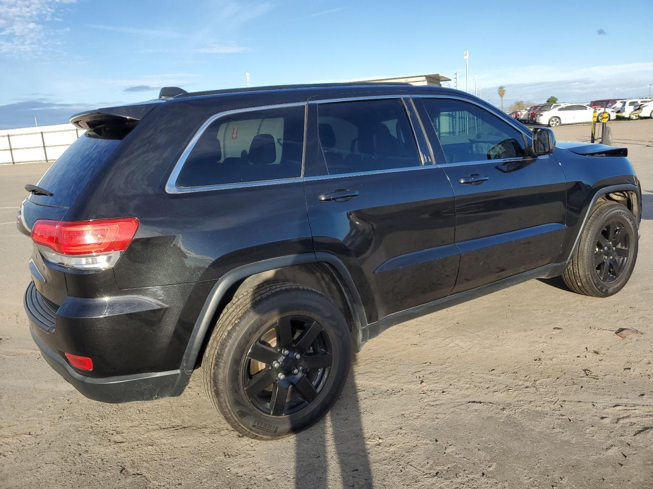 Photo 2 VIN: 1C4RJFAG3GC364778 - JEEP GRAND CHEROKEE 