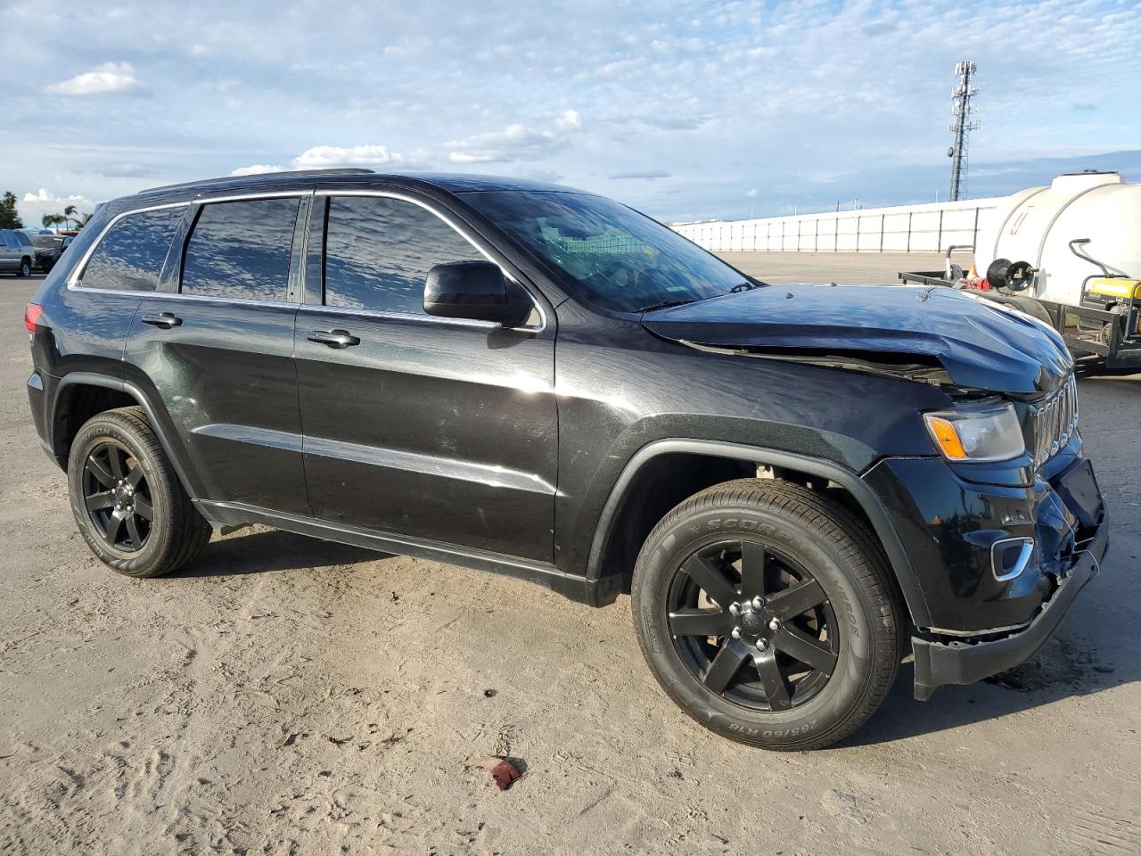 Photo 3 VIN: 1C4RJFAG3GC364778 - JEEP GRAND CHEROKEE 