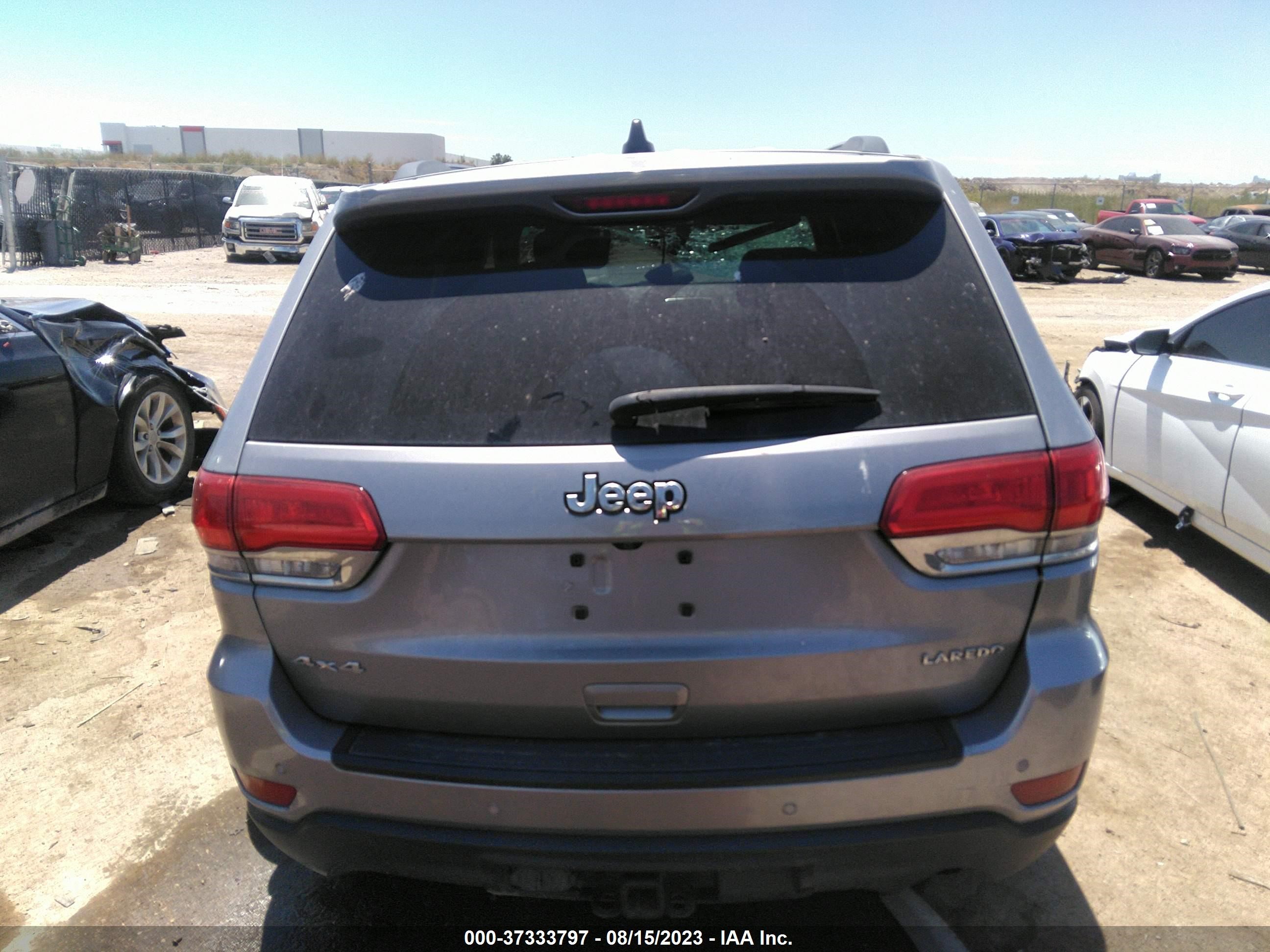 Photo 15 VIN: 1C4RJFAG3GC414370 - JEEP GRAND CHEROKEE 