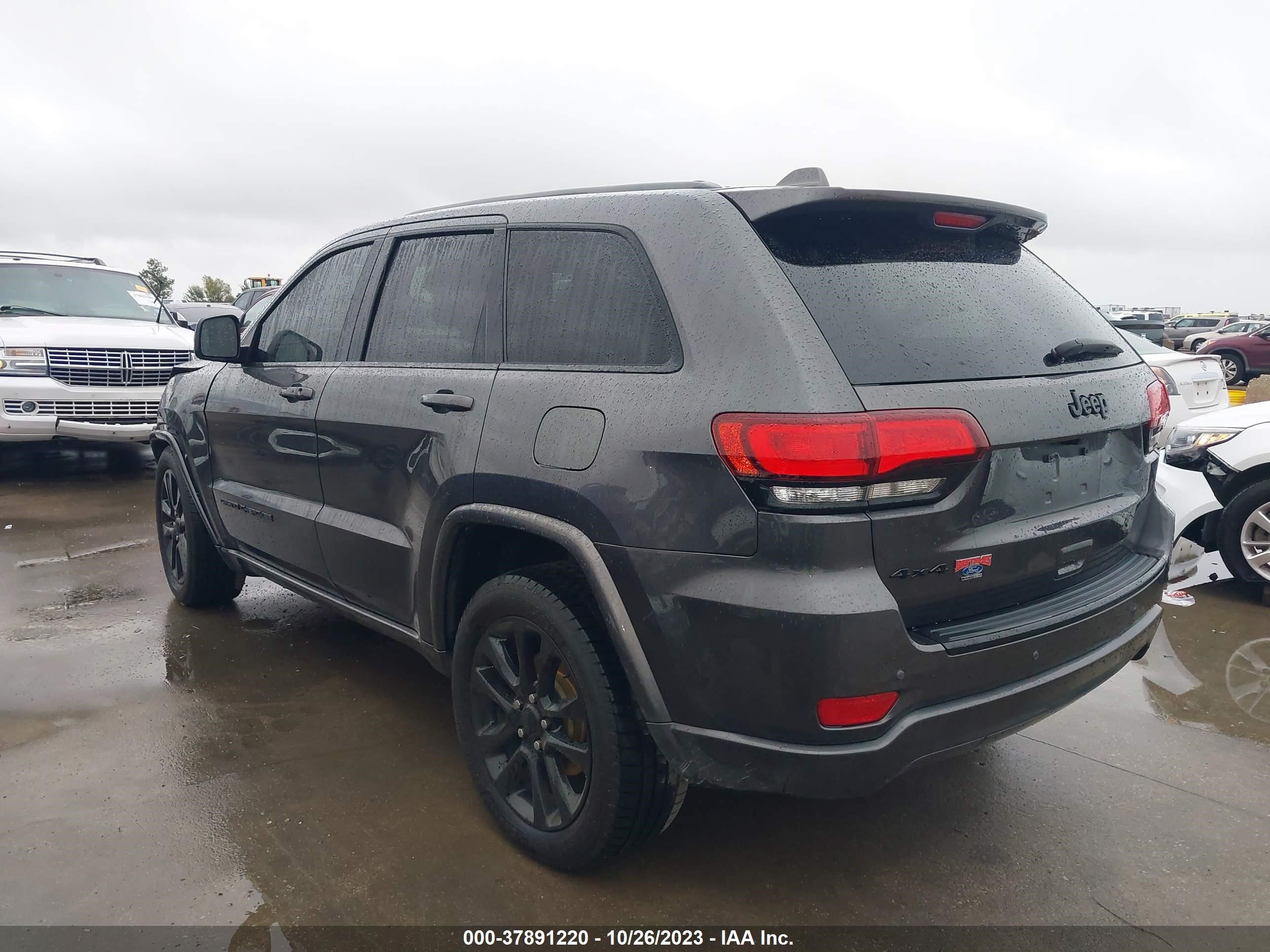 Photo 2 VIN: 1C4RJFAG3HC700365 - JEEP GRAND CHEROKEE 