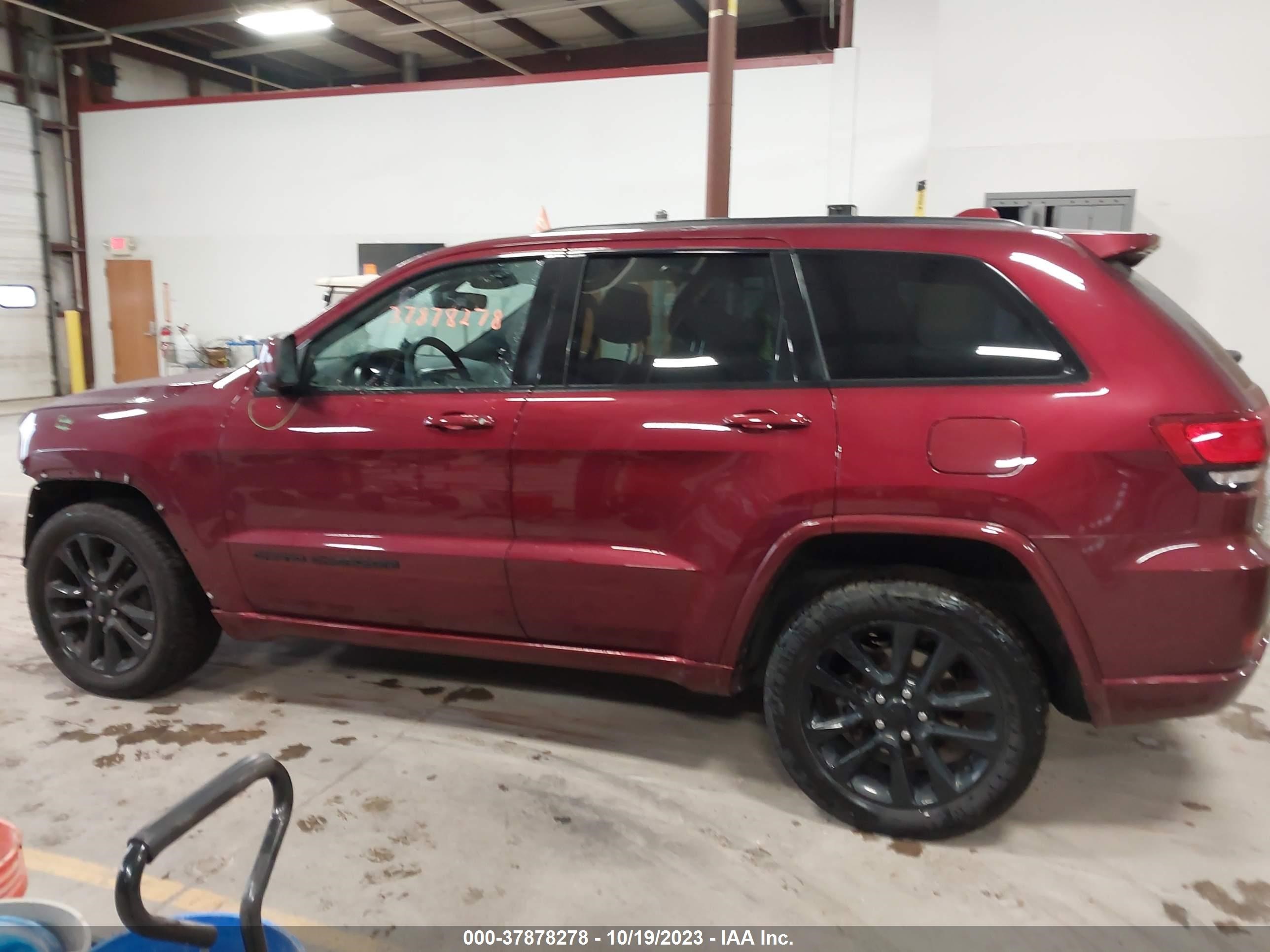 Photo 13 VIN: 1C4RJFAG3HC764907 - JEEP GRAND CHEROKEE 