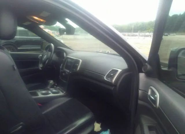 Photo 4 VIN: 1C4RJFAG3JC244972 - JEEP GRAND CHEROKEE 