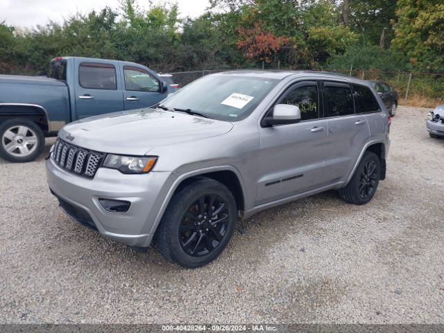 Photo 1 VIN: 1C4RJFAG3JC500639 - JEEP GRAND CHEROKEE 