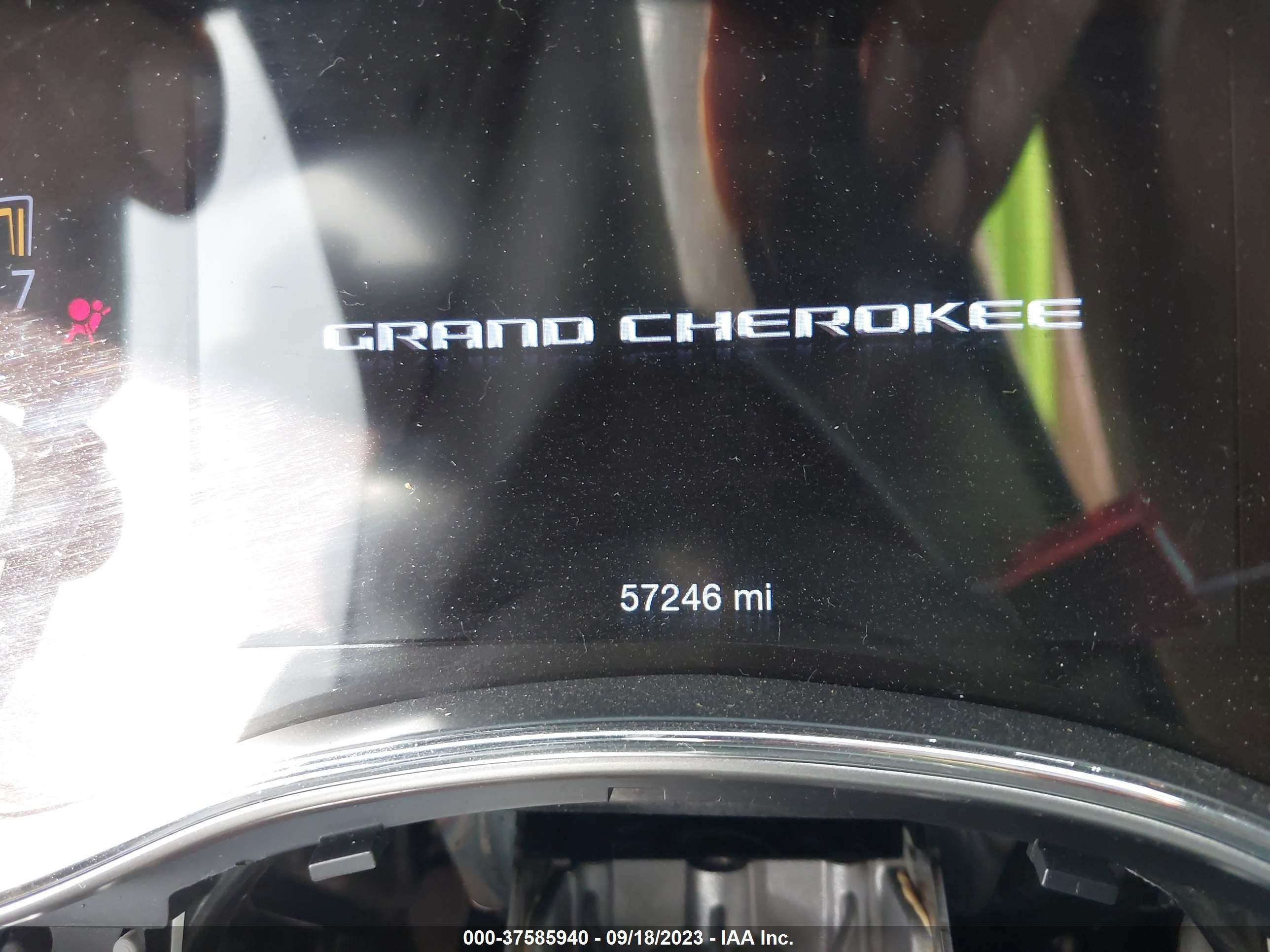 Photo 6 VIN: 1C4RJFAG3KC726147 - JEEP GRAND CHEROKEE 