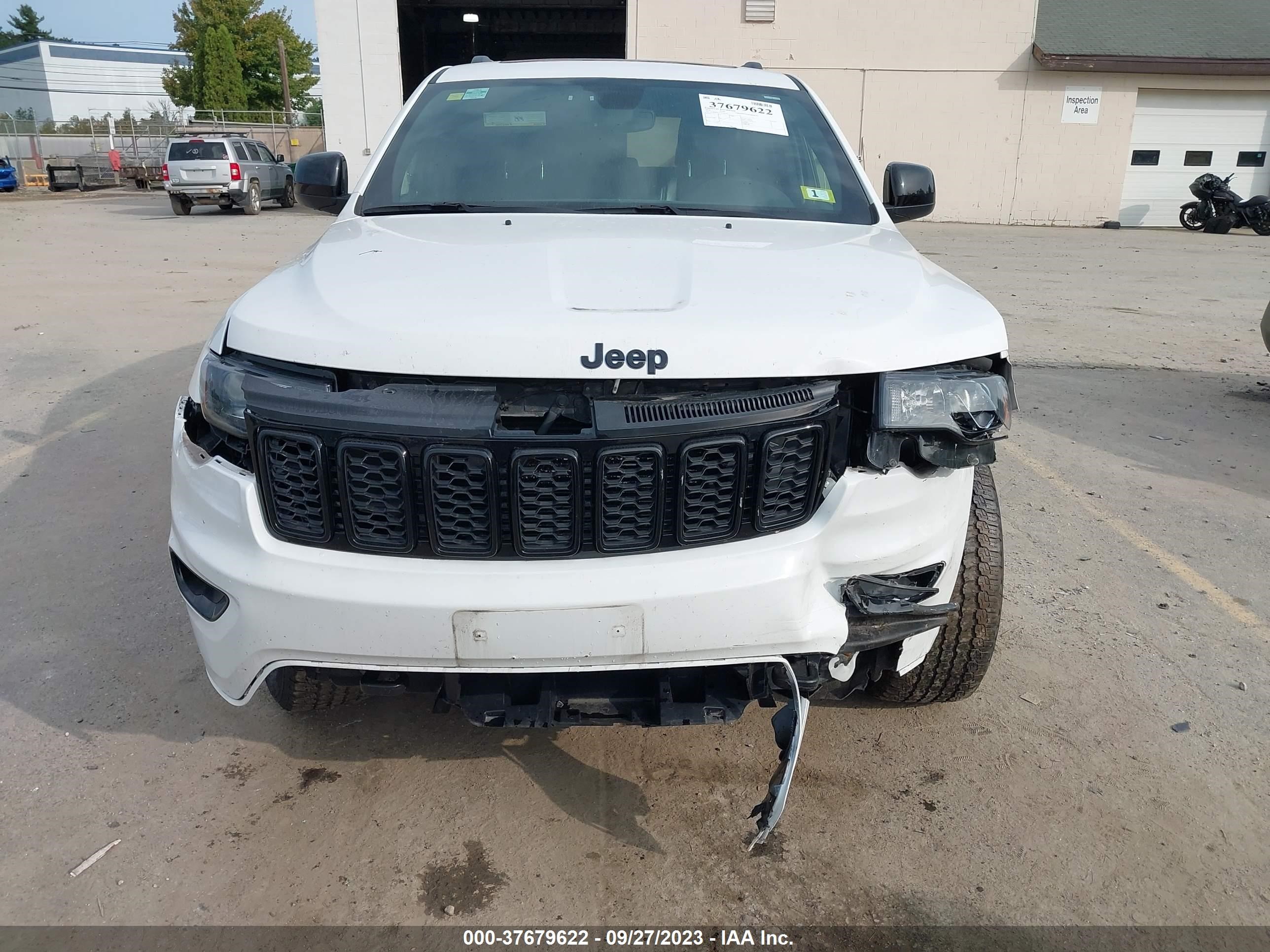 Photo 11 VIN: 1C4RJFAG3LC134104 - JEEP GRAND CHEROKEE 