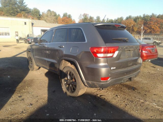 Photo 2 VIN: 1C4RJFAG4DC572891 - JEEP GRAND CHEROKEE 