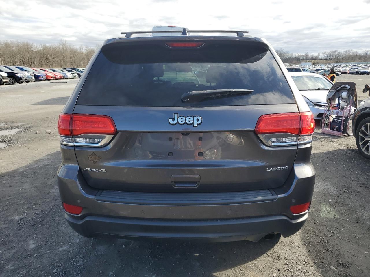 Photo 5 VIN: 1C4RJFAG4GC324967 - JEEP GRAND CHEROKEE 