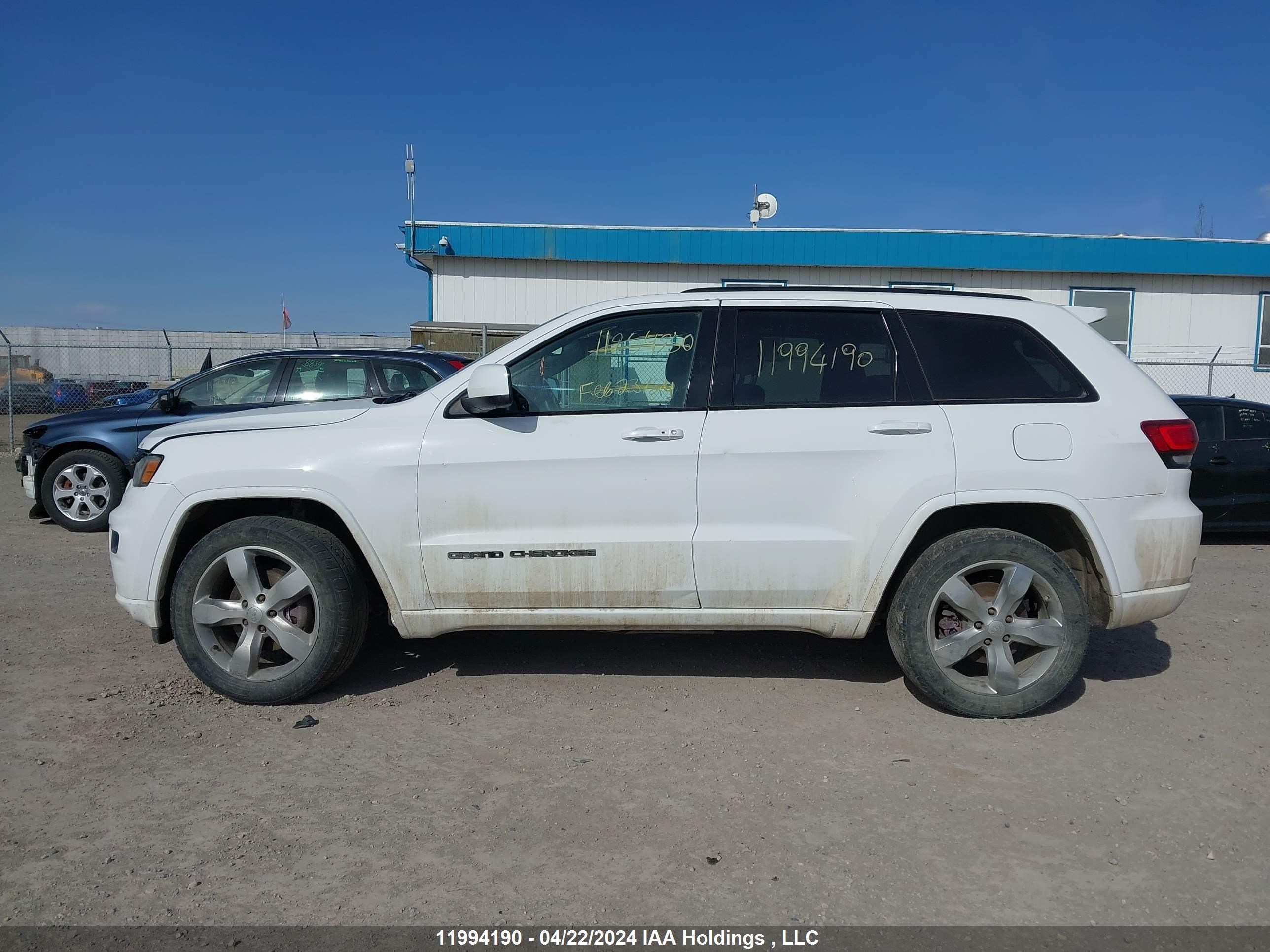 Photo 13 VIN: 1C4RJFAG4HC766908 - JEEP GRAND CHEROKEE 