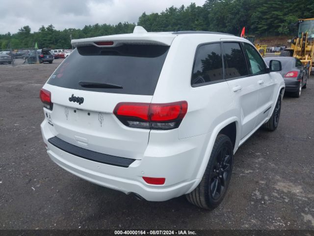 Photo 3 VIN: 1C4RJFAG4JC152639 - JEEP GRAND CHEROKEE 