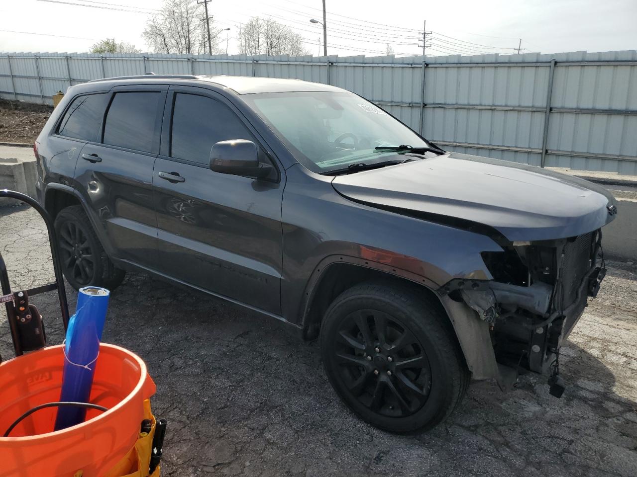 Photo 3 VIN: 1C4RJFAG4JC396808 - JEEP GRAND CHEROKEE 