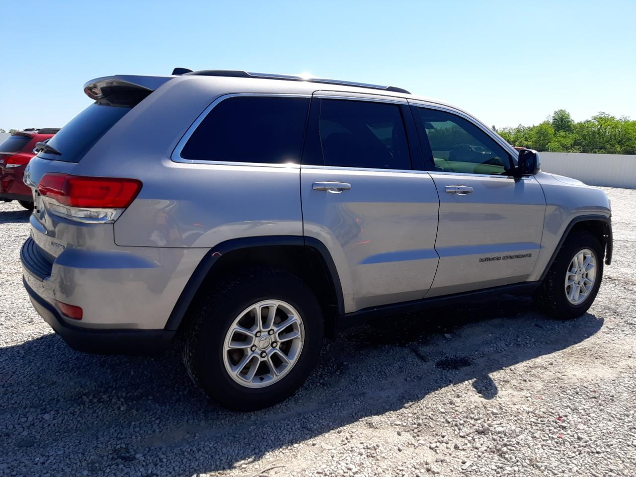 Photo 2 VIN: 1C4RJFAG4KC759769 - JEEP GRAND CHEROKEE 