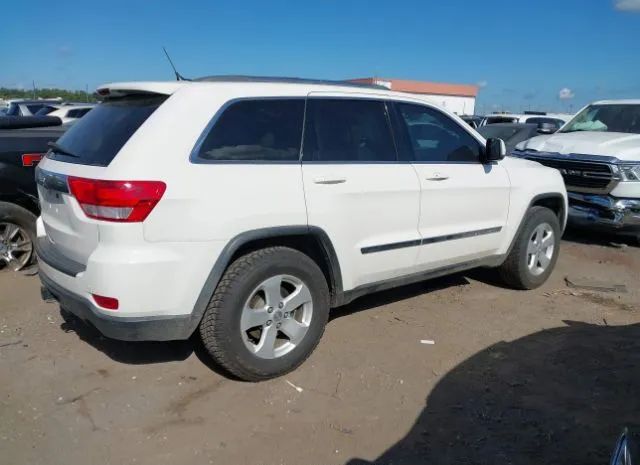 Photo 3 VIN: 1C4RJFAG5CC179500 - JEEP GRAND CHEROKEE 