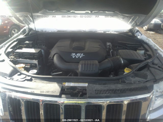 Photo 9 VIN: 1C4RJFAG5CC296624 - JEEP GRAND CHEROKEE 