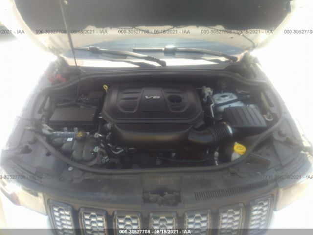 Photo 9 VIN: 1C4RJFAG5JC123411 - JEEP GRAND CHEROKEE 