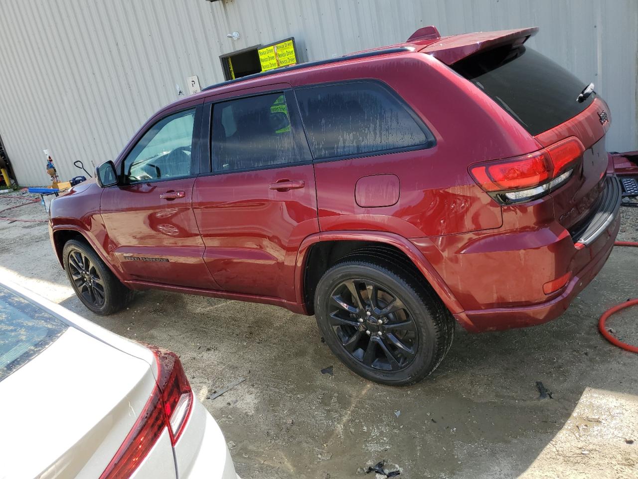 Photo 1 VIN: 1C4RJFAG5JC499316 - JEEP GRAND CHEROKEE 