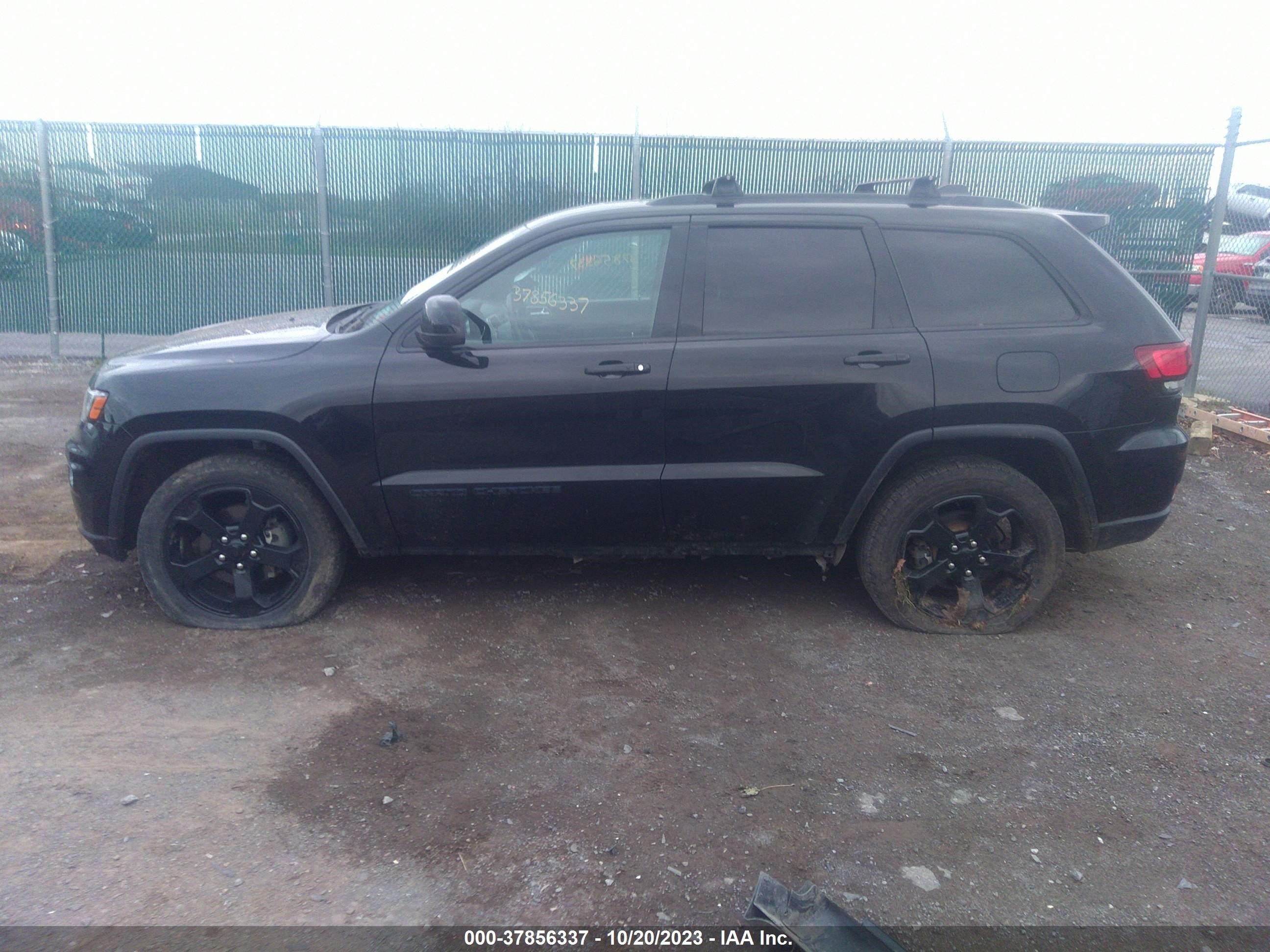 Photo 13 VIN: 1C4RJFAG5KC619763 - JEEP GRAND CHEROKEE 