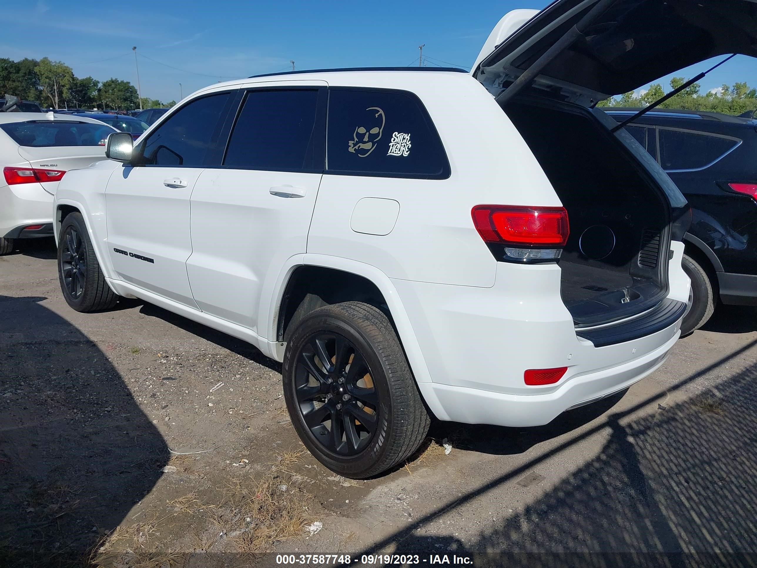 Photo 2 VIN: 1C4RJFAG5MC561673 - JEEP GRAND CHEROKEE 