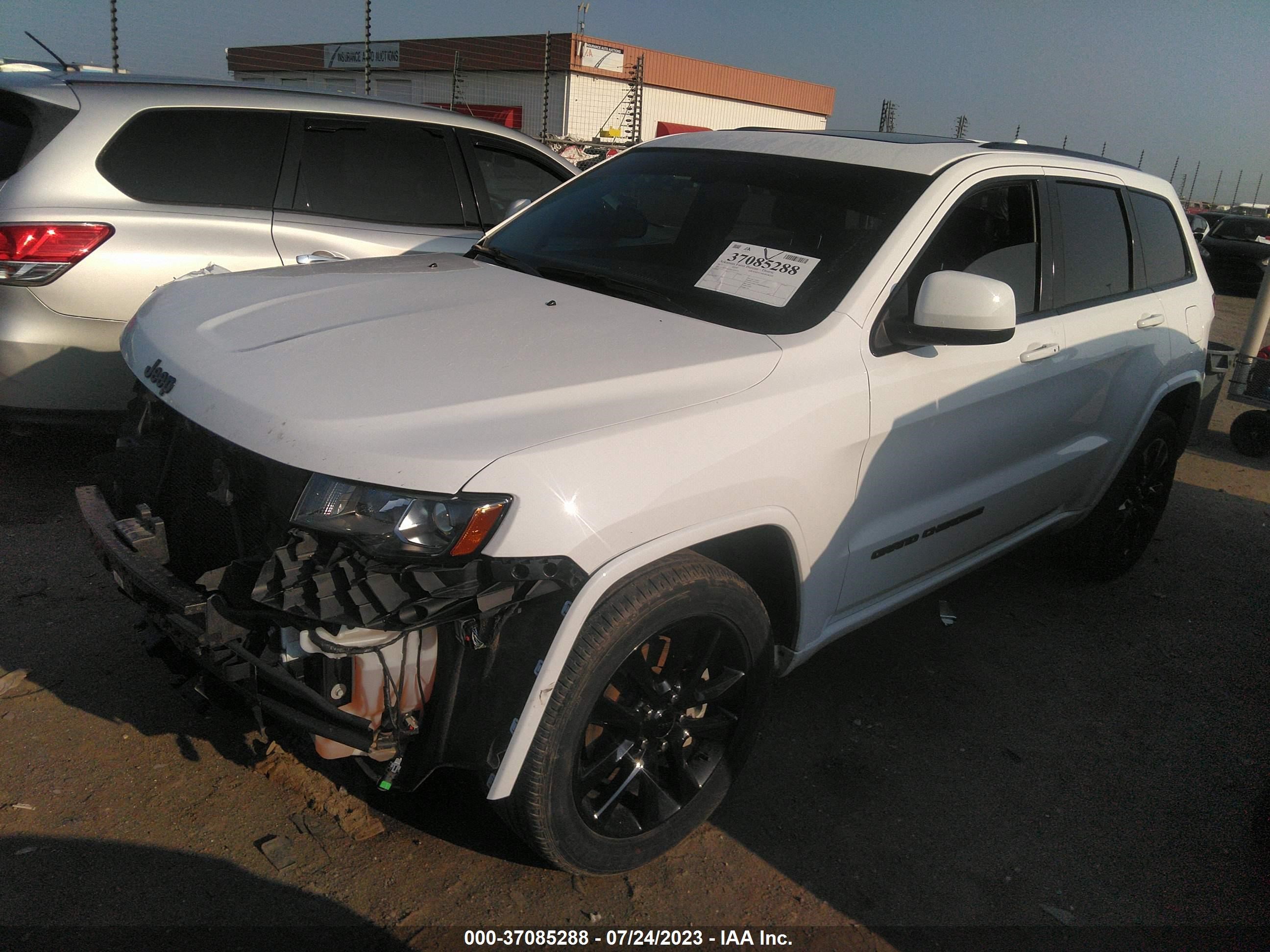 Photo 1 VIN: 1C4RJFAG5MC674359 - JEEP GRAND CHEROKEE 