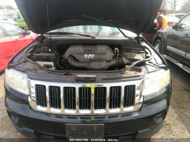 Photo 9 VIN: 1C4RJFAG6CC184253 - JEEP GRAND CHEROKEE 