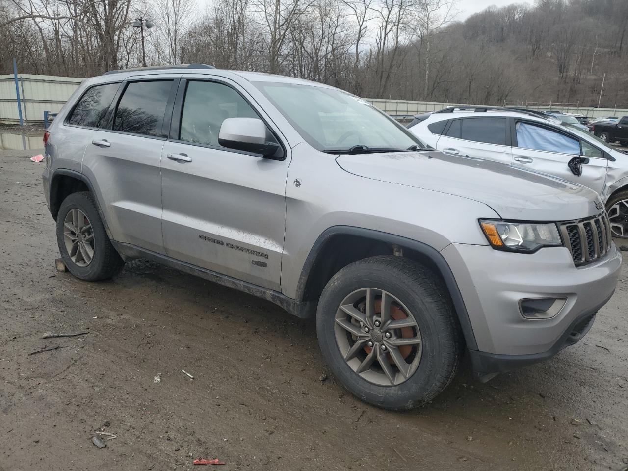 Photo 3 VIN: 1C4RJFAG6GC482310 - JEEP GRAND CHEROKEE 