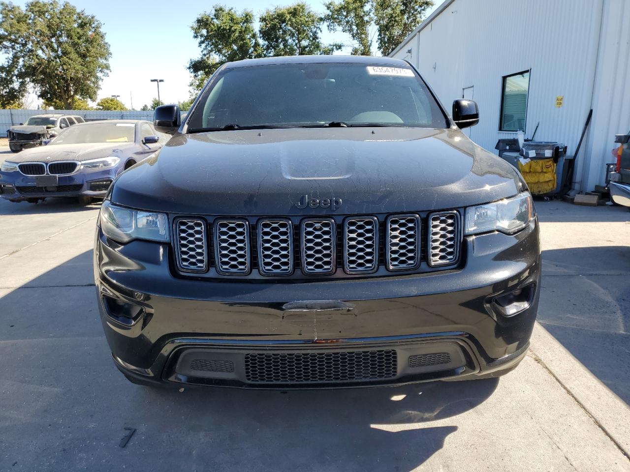 Photo 4 VIN: 1C4RJFAG6HC700456 - JEEP GRAND CHEROKEE 