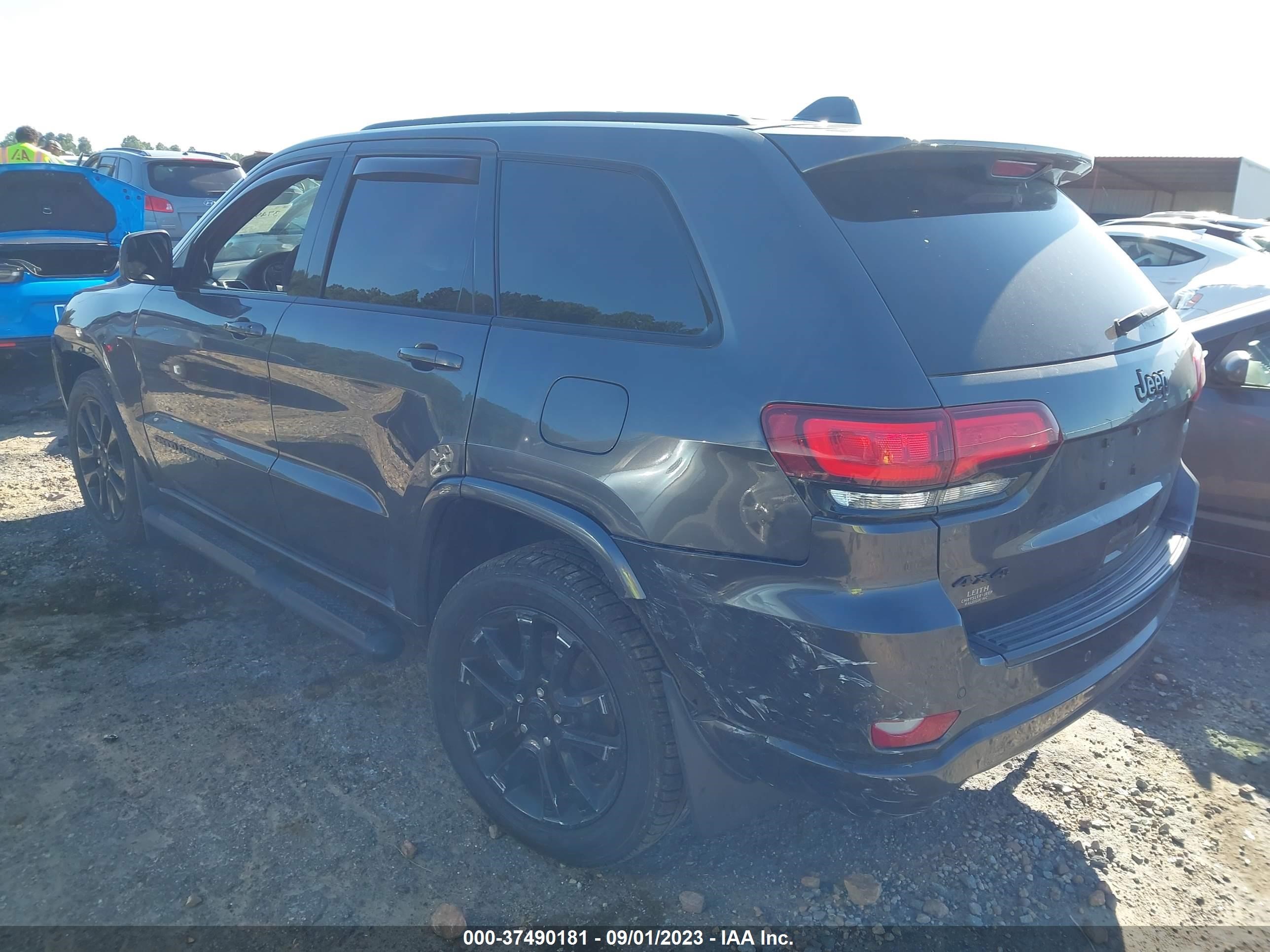 Photo 2 VIN: 1C4RJFAG6JC469029 - JEEP GRAND CHEROKEE 