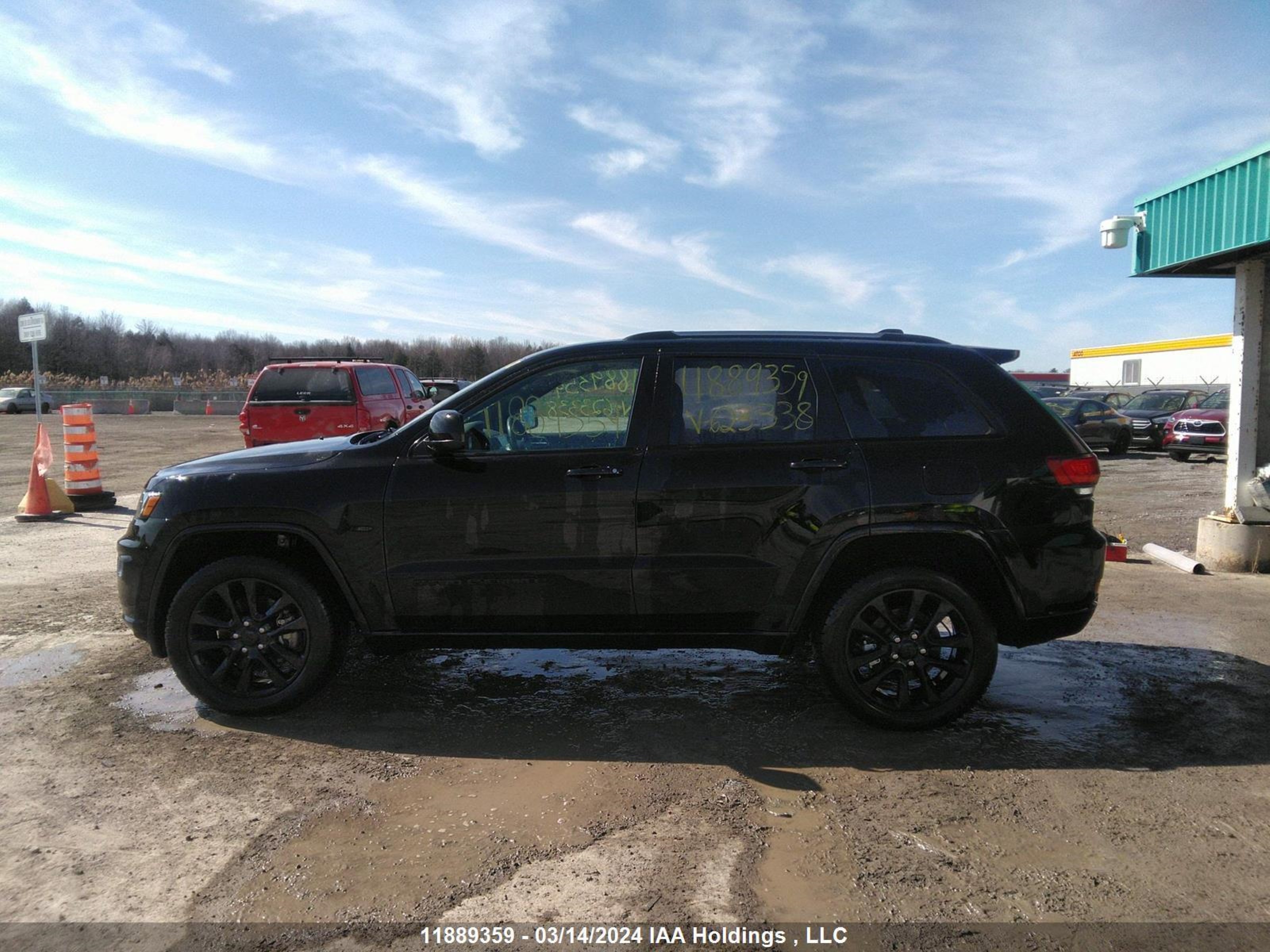 Photo 13 VIN: 1C4RJFAG6MC623338 - JEEP GRAND CHEROKEE 