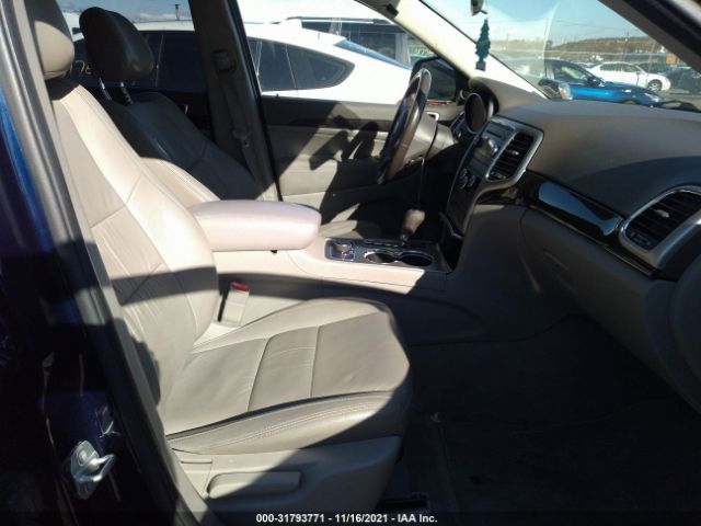 Photo 4 VIN: 1C4RJFAG7CC209354 - JEEP GRAND CHEROKEE 