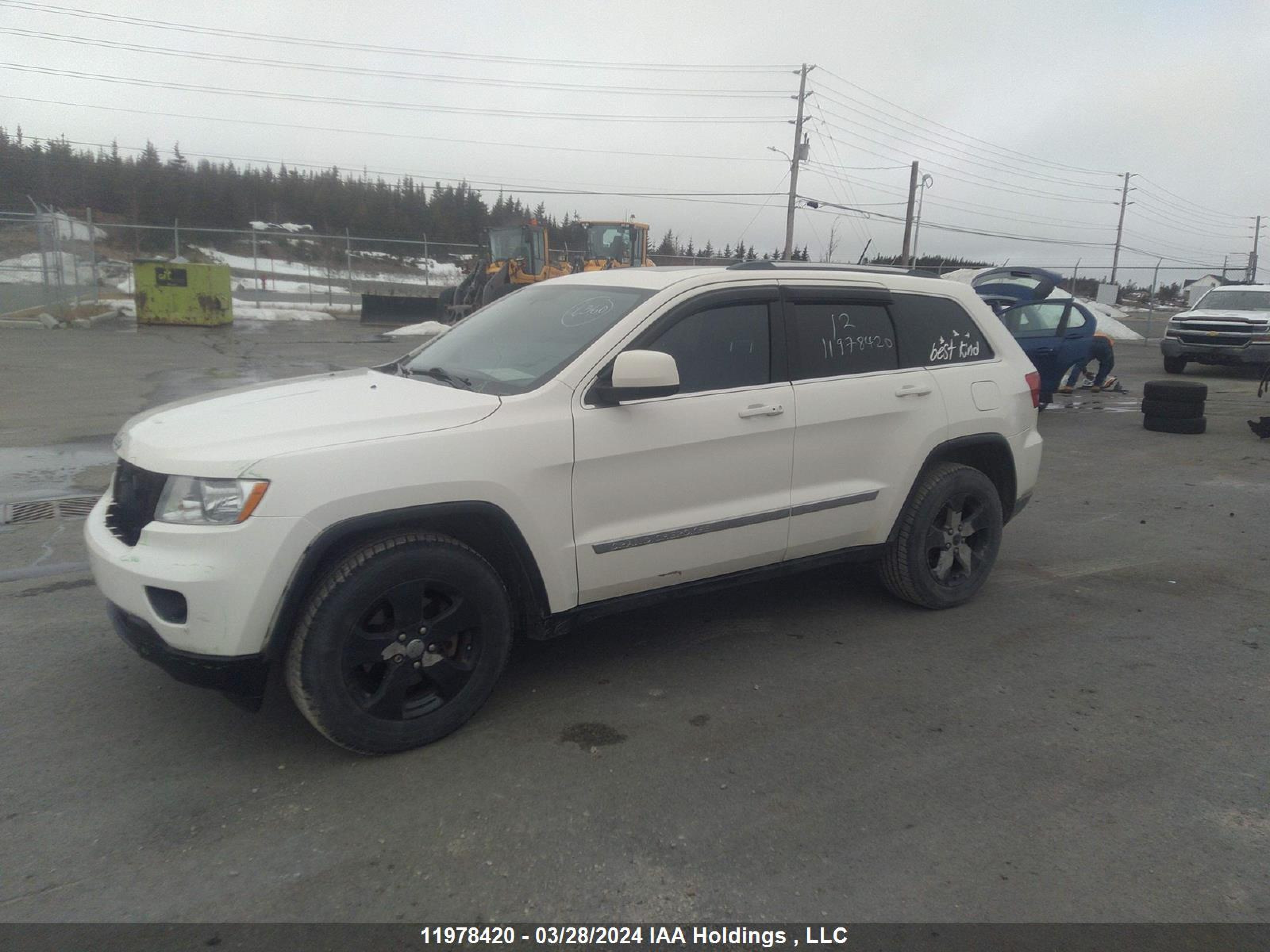 Photo 1 VIN: 1C4RJFAG7CC217003 - JEEP GRAND CHEROKEE 