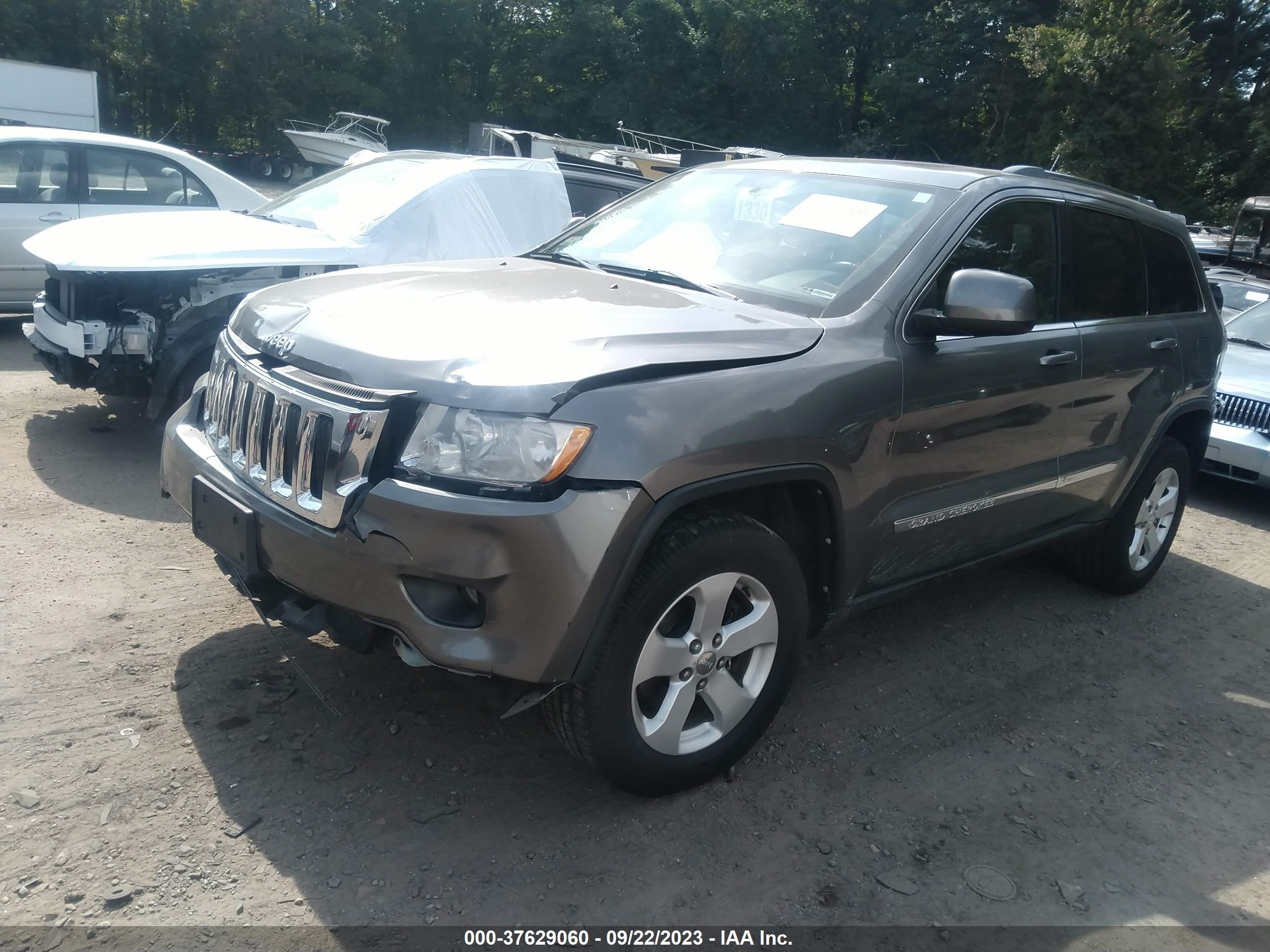 Photo 1 VIN: 1C4RJFAG7CC273054 - JEEP GRAND CHEROKEE 