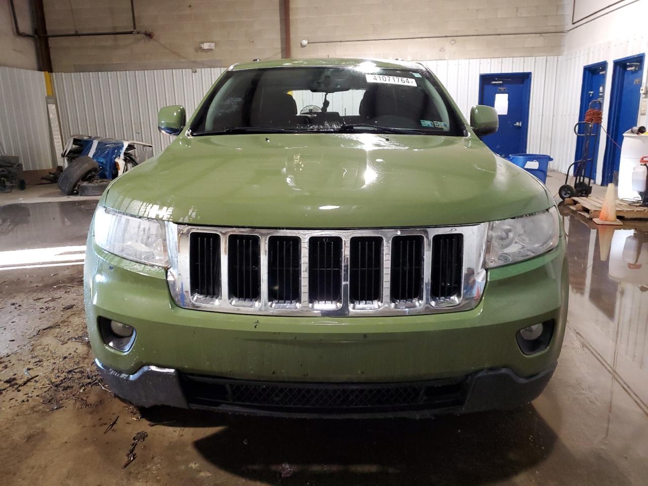 Photo 4 VIN: 1C4RJFAG7DC594612 - JEEP GRAND CHEROKEE 