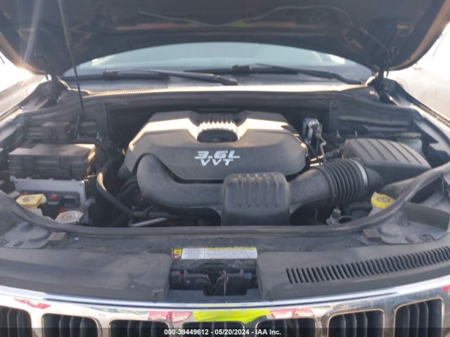 Photo 9 VIN: 1C4RJFAG7DC654811 - JEEP GRAND CHEROKEE 