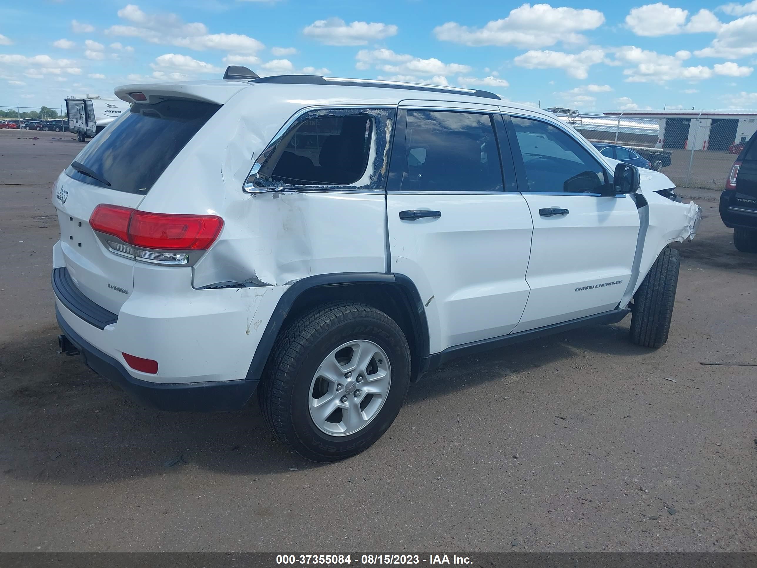 Photo 3 VIN: 1C4RJFAG7FC778046 - JEEP GRAND CHEROKEE 